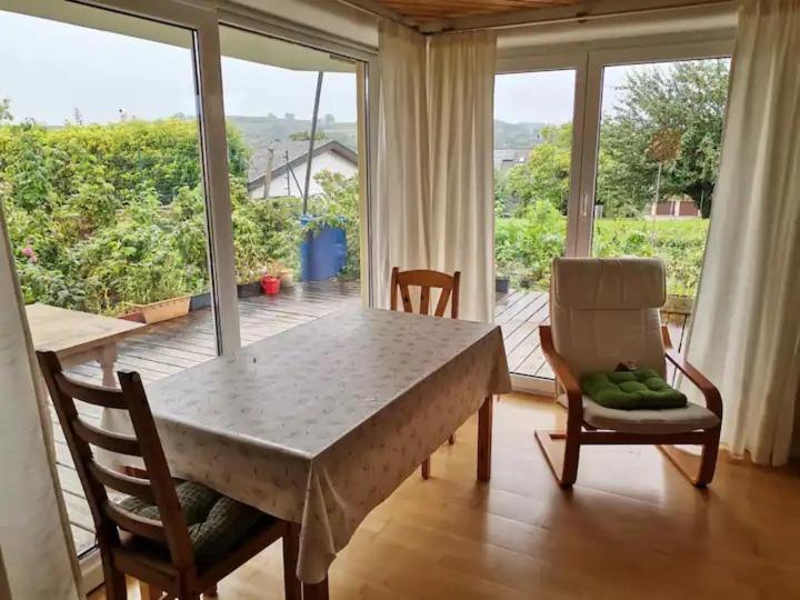 Schoene Ferienwohnung Mit Terrasse Malterdingen Eksteriør billede